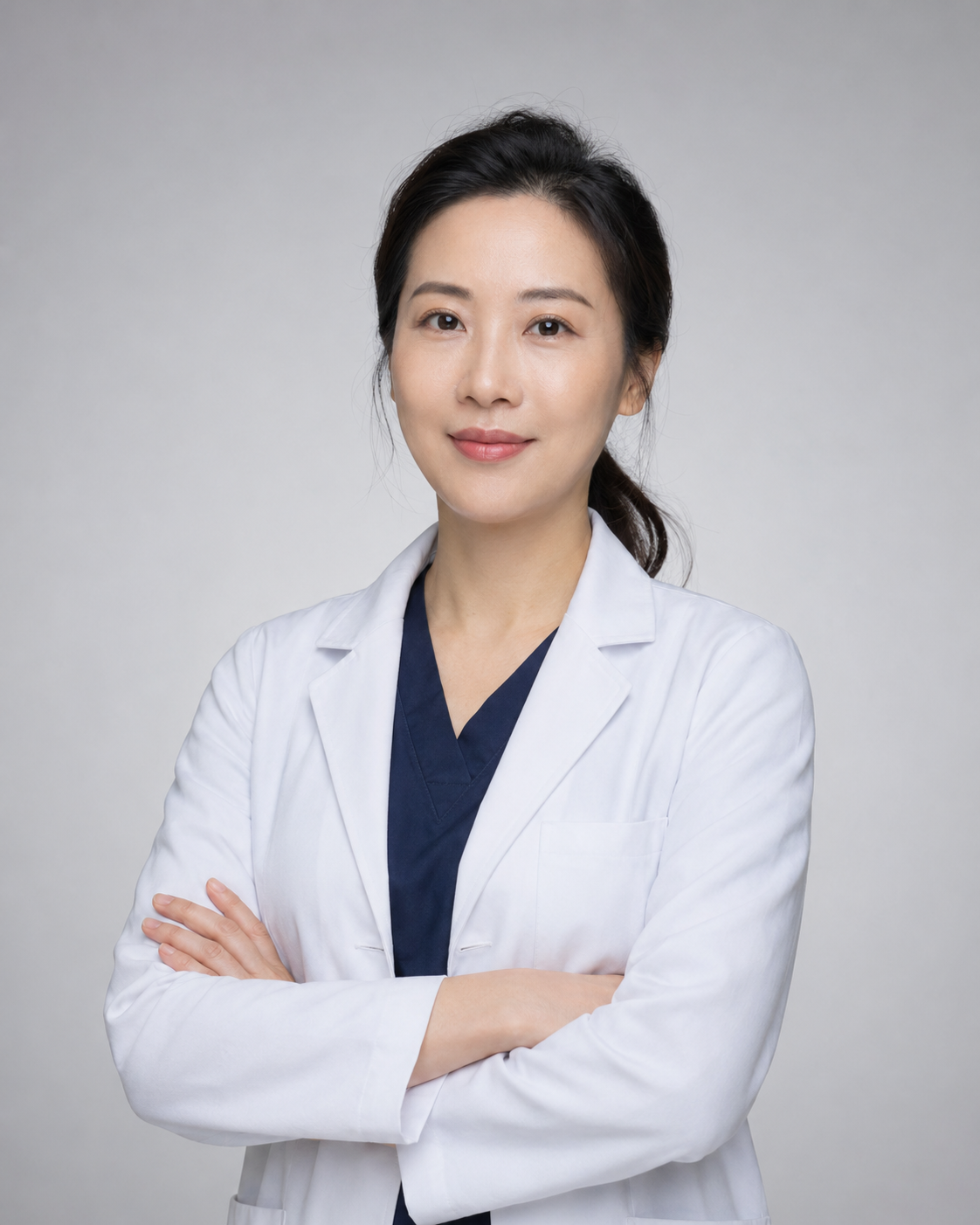 Dr. L — Aesthetic Specialist